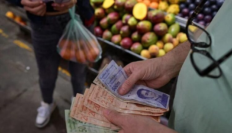La Confederación de Trabajadores de Venezuela (CTV) y la Alianza Sindical Independiente (ASI) Venezuela anunciaron que se espera que en marzo se aplique el nuevo método para la fijación del salario mínimo, que no debería estar por debajo de los USD 200