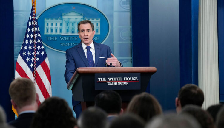 La Unión Europea aprobó su décimo tercer paquete de sanciones contra Rusia en respuesta a la agresión de este país contra Ucrania