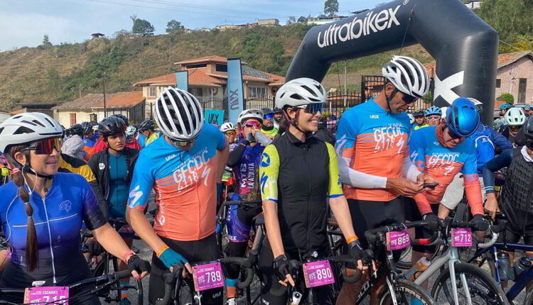 Entre los 1.000 participantes del evento ciclístico estuvo la embajadora del banco, Amanda Dudamel, quien afirmó que una de las lecciones que dejó este reto fue la capacidad de levantarse y superar obstáculos