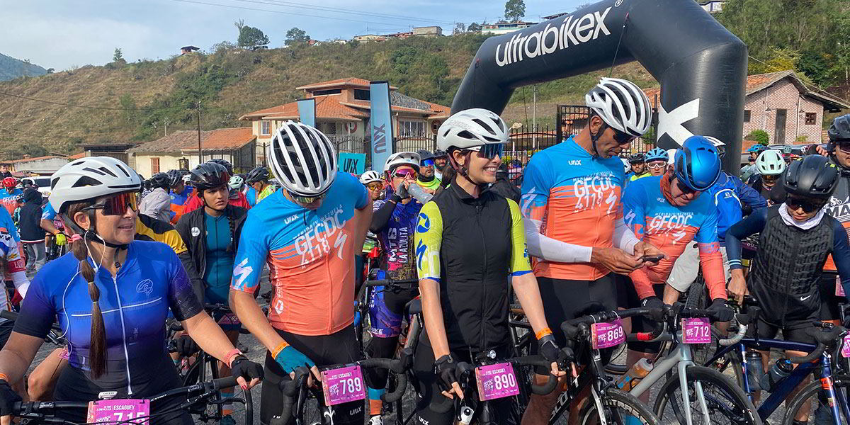Entre los 1.000 participantes del evento ciclístico estuvo la embajadora del banco, Amanda Dudamel, quien afirmó que una de las lecciones que dejó este reto fue la capacidad de levantarse y superar obstáculos