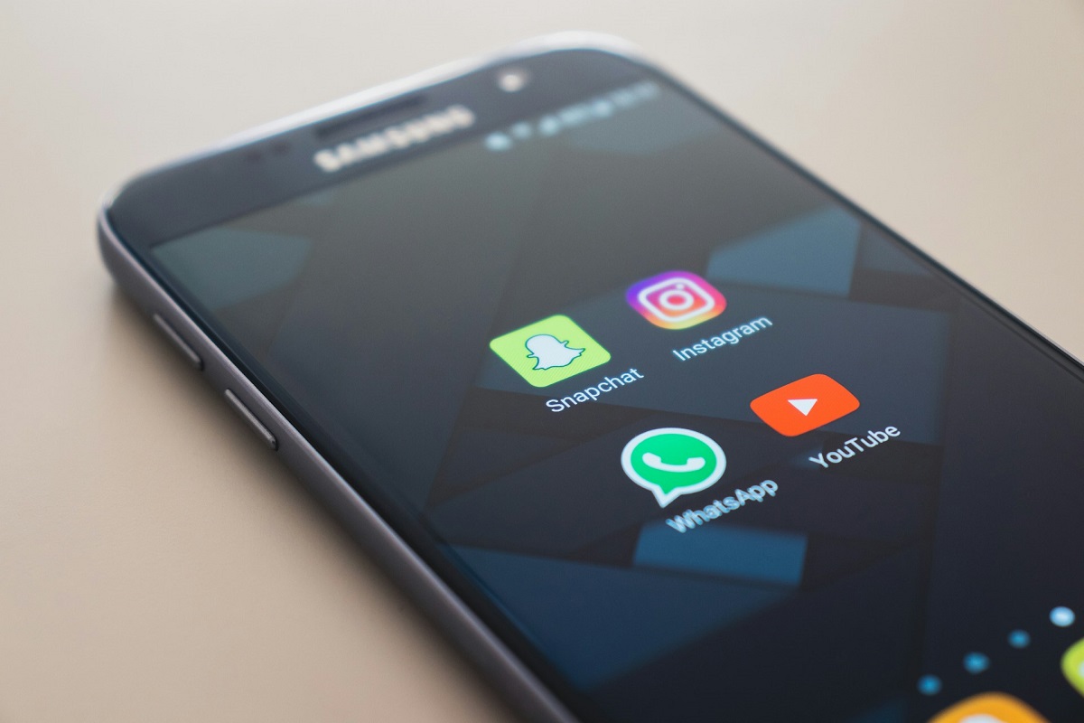 La aplicación de mensajería WhatsApp prepara el lanzamiento del Modo PIP, que permitirá a los usuarios ver videos en una ventana flotante mientras usan otras aplicaciones