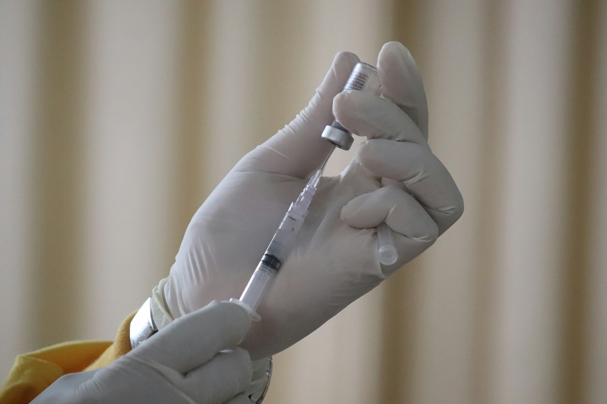 La farmacéutica Moderna está en la última fase de pruebas clínicas para el lanzamiento de cuatro vacunas contra infecciones latentes provocadas por virus de la familia herpesvirus