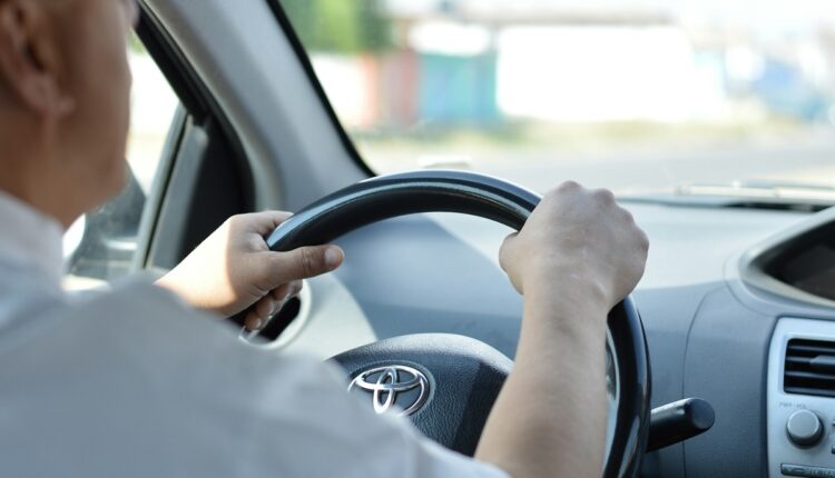 El Instituto Nacional de Tránsito Terrestre sostuvo una reunión con el Colegio de Médicos del Distrito Capital para trabajar de manera conjunta en el diseño y lanzamiento de una página web que permita la regulación de la emisión de los certificados viales