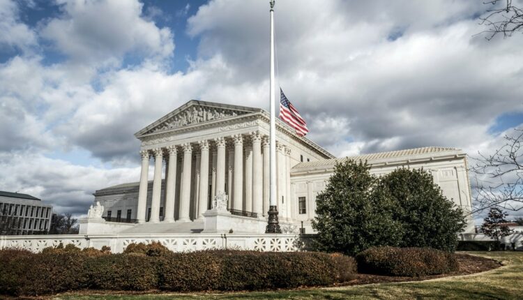 El gobierno de Estados Unidos anunció este miércoles 17 de abril que revoca el alivio de las sanciones a Venezuela por incumplir acuerdo sobre elecciones libres y justas