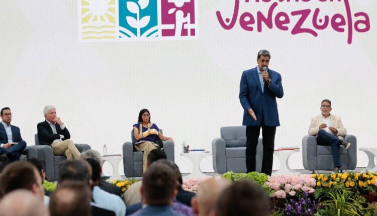 El presidente de Venezuela, Nicolás Maduro indicó que la economía del país crecerá 8 % este año y enfatizó que se debe mantener el crecimiento sostenido de los últimos 12 meses