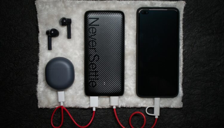 Los usuarios de la marca OnePlus ahora cuentan con una nueva batería portátil de alto rendimiento, con capacidad de 12.000 mAh y carga rápida de 100 W