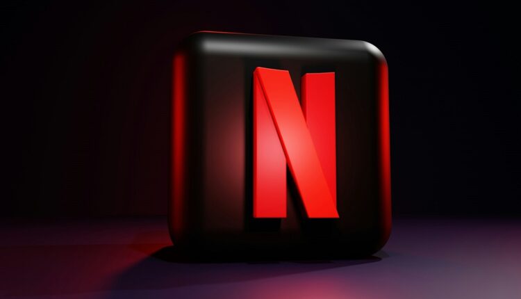 La plataforma de streaming Netflix reportó haber alcanzado los 8 millones de clientes en el segundo trimestre del año, aumentando el volumen de ventas anuales y el margen de ganancias