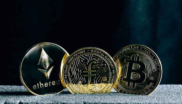 Los venezolanos utilizan las criptomonedas como un recurso de ahorro, en vista de las limitaciones para realizar transacciones