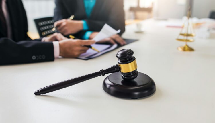 De acuerdo con el Decreto Presidencial Nº 4.976, publicado a través de la Gaceta Oficial número 42.939, de fecha 12 de agosto de 2024, las Asociaciones Cooperativas quedan exoneradas por un año del pago del Impuesto Sobre la Renta en Venezuela