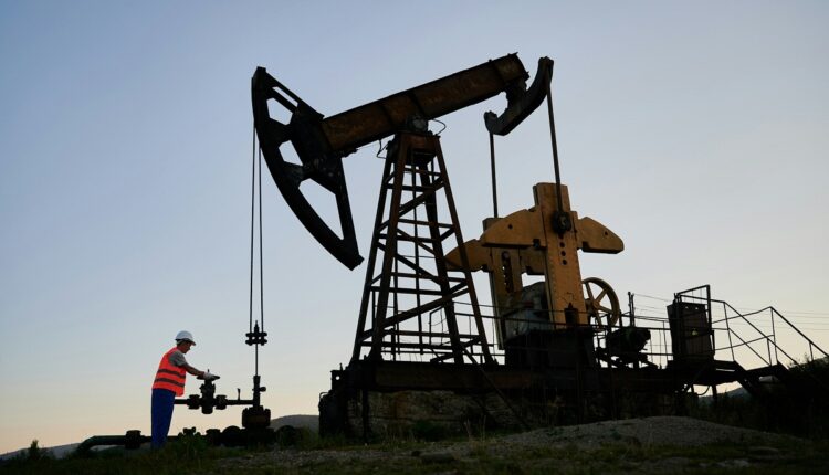 La Organización de Países Exportadores de Petróleo ajustó este lunes a la baja la demanda de petróleo para lo que queda de 2024 y para 2025