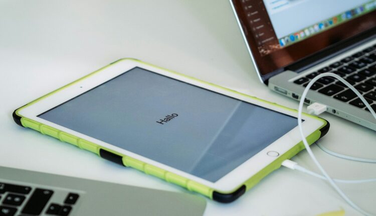 La tecnológica Apple tiene listo el lanzamiento para finales de octubre de sus nuevos MacBook Pro, un Mac mini rediseñado y el último iPad mini