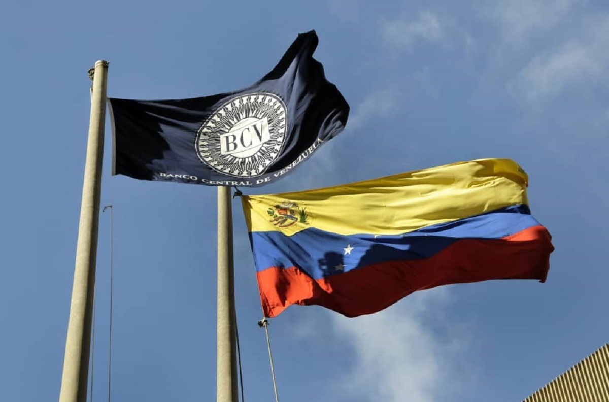 El precio del dólar oficial en Venezuela se ubica este viernes 22 de noviembre en 46,61 bolívares de acuerdo con la publicación del Banco Central