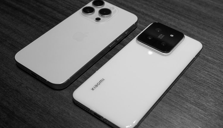 El lanzamiento del Xiaomi 15 Ultra, que estaba previsto para este mes, fue pospuesto para 2025 debido a que la empresa quiere una batería robusta y de mayor calidad