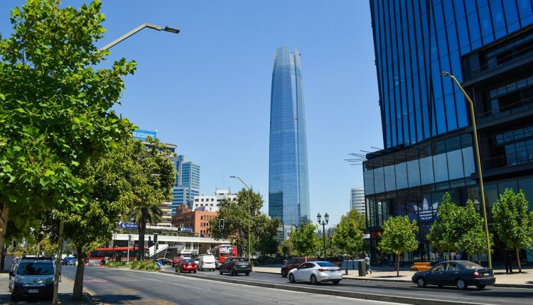 De acuerdo con el Banco Central de Chile, la inflación interanual podría mantenerse en 5 % hasta mediados de año
