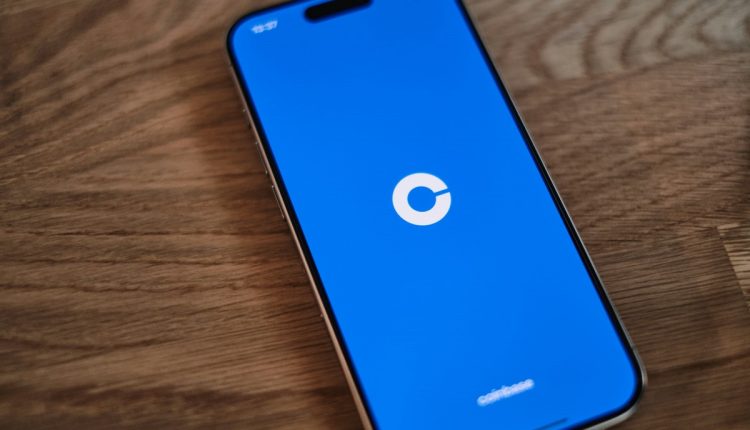 El intercambio de criptomonedas Coinbase llegó a América Latina luego de obtener  el registro de Proveedor de Servicios de Activos Virtuales (VASP) de la Comisión Nacional de Valores (CNV) de Argentina