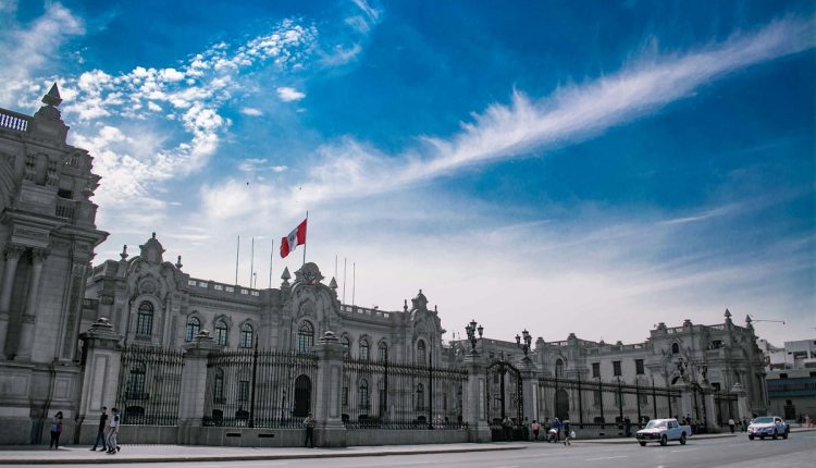 La presidenta de Perú, Dina Boluarte, anunció la convocatoria a elecciones generales el 12 de abril de 2026