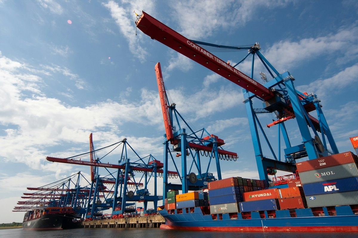 Las tres potencias asiáticas, China, Japón y Corea del Sur, están acelerando las conversaciones para lograr un tratado de libre comercio que les permita hacer frente a los aranceles de Estados Unidos