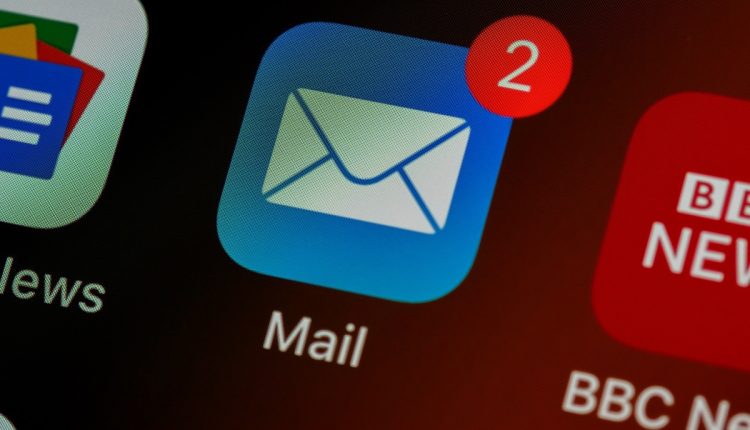 Como una medida de seguridad contra el hackeo de correos, el servicio de Gmail lanzó el envío cifrado a cualquier email