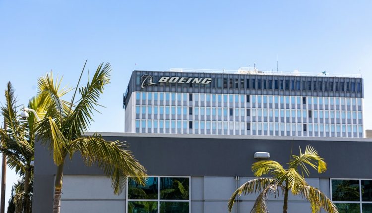 Una medida que China ha adoptado frente a la guerra arancelaria con Estados Unidos es la suspensión de la compra de aviones Boeing, lo cual ya fue informado a todas las aerolíneas del país asiático