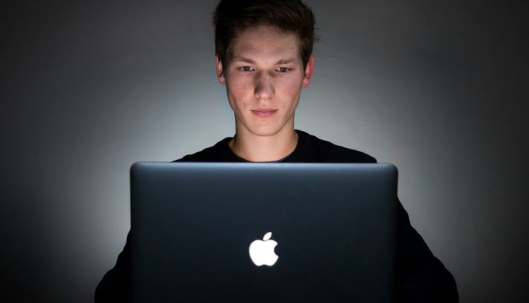 La empresa podría hacer un cambio en la manera de nombrar sus sistemas operativos iOS y macOS que hasta ahora se ajustaban a una numeración secuencial para añadir el número 26