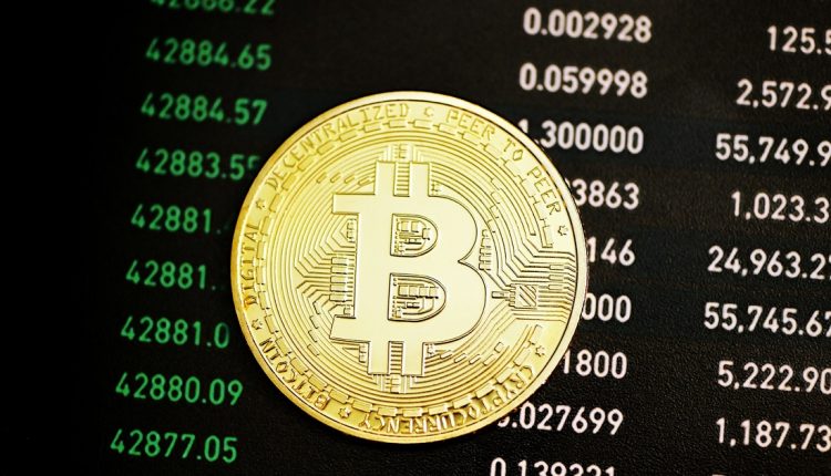 El gigante financiero de Reino Unido, IG Group, se ha convertido este martes en el primer bróker del país con la habilitación de la compra y venta de monedas digitales para sus clientes