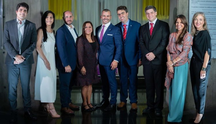 Para el doctor González-Silén “más que contar años, celebramos vidas tocadas, puertas abiertas y esperanzas restauradas”