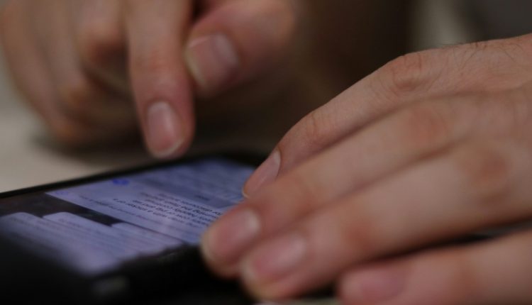 El antiguo formulario del primer contacto entre el usuario de WhatsApp y el departamento de soporte es sustituido por un servicio más amigable, directo y rápido gracias al uso de la inteligencia artificial