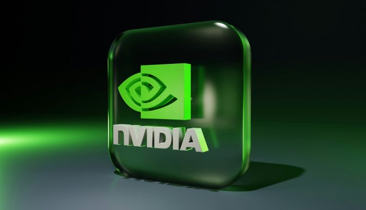 La empresa de semiconductores Nvidia recuperó al final de junio el primer lugar como la compañía más valiosa del mundo por encima de Microsoft gracias a la confianza de los inversores respecto al potencial aumento en la demanda de sus chips especializados