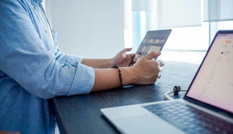 Según el plan que la plataforma Cloudflare ha propuesto recientemente, los editores podrán cobrar por el contenido que usan las empresas de IA