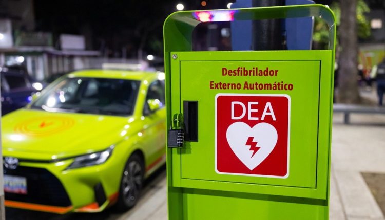 En el marco de la conmemoración del Día Mundial del Corazón, Fundación Venemergencia impulsa un país cardioprotegido con su programa de Desfibrilación de Acceso Público que ya ha instalado 28 equipos automáticos en Venezuela (Fuente de esta imagen referencial: Suministrada por Fundación Venemergencia)