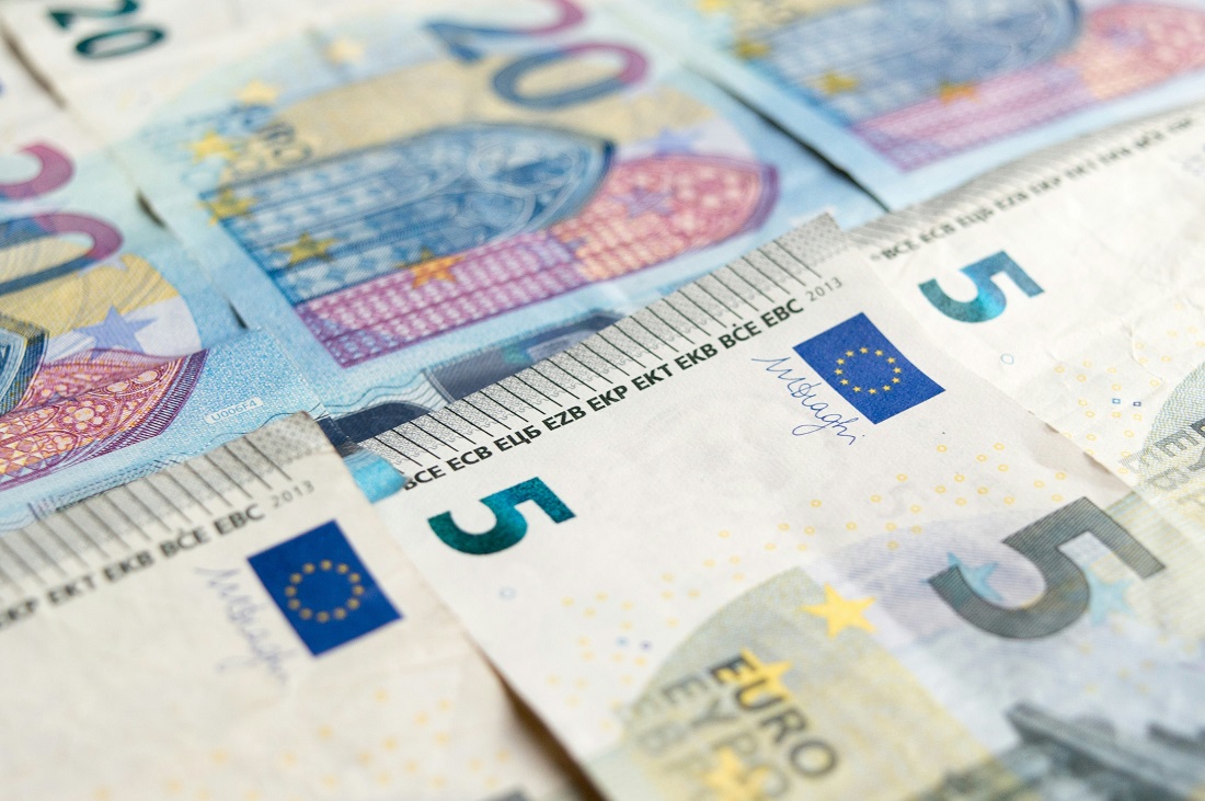 La inflación de la eurozona cerró septiembre con un incremento de 2,2 % y el sector manufacturero enfrenta fuerte contracción