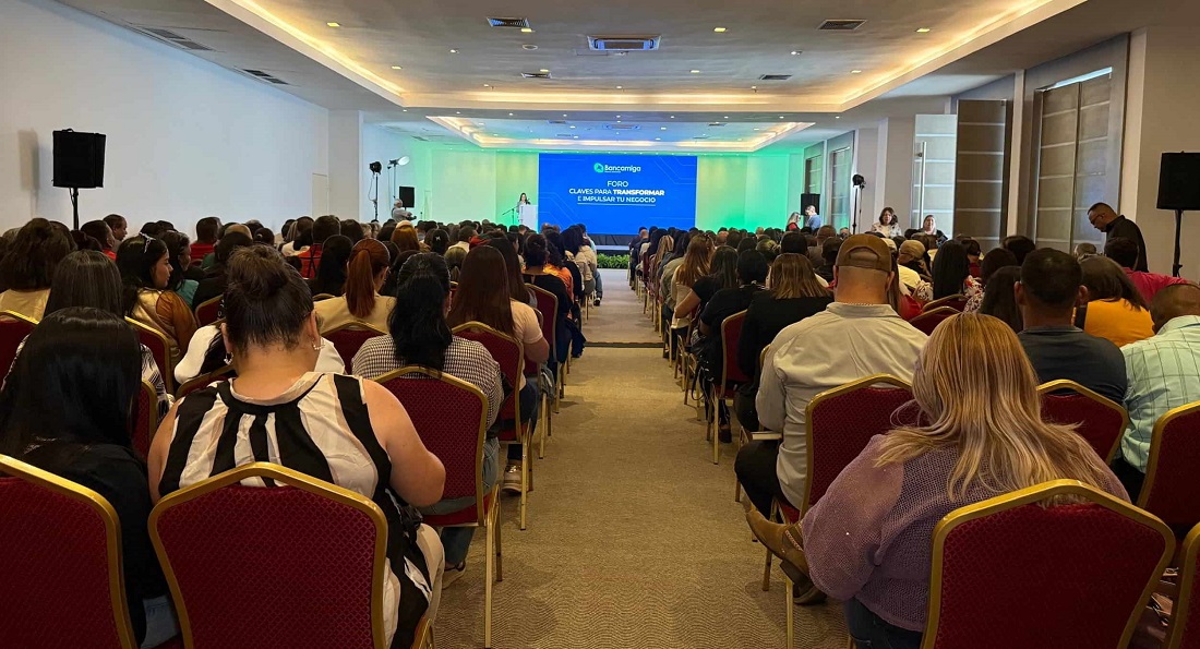 La institución financiera presentó una programación de alto valor con la intervención de expertos en diversas áreas durante el foro “Claves para transformar e impulsar tu negocio”