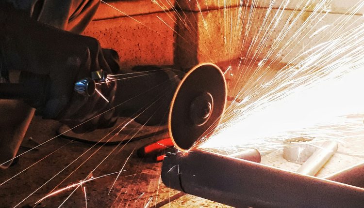 Gracias al aumento den la producción mensual de acero de Irán, el país ingresó al top siete de los mayores productores de acero del mundo para octubre de este año