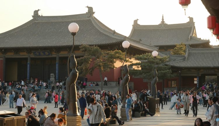 China anunció este lunes una ampliación en el programa de tránsito sin visado de 240 horas. La exención se extiende a 40 países hasta el 31 de diciembre de 2026