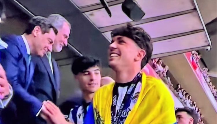 Jon Mikel Aramburu, embajador de Bancamiga y uno de los líderes de la Vinotinto, tuvo uno de los mejores días de su carrera este sábado: es campeón de la Copa del Rey con la Real Sociedad, junto a su compañero en la selección nacional Yangel Herrera