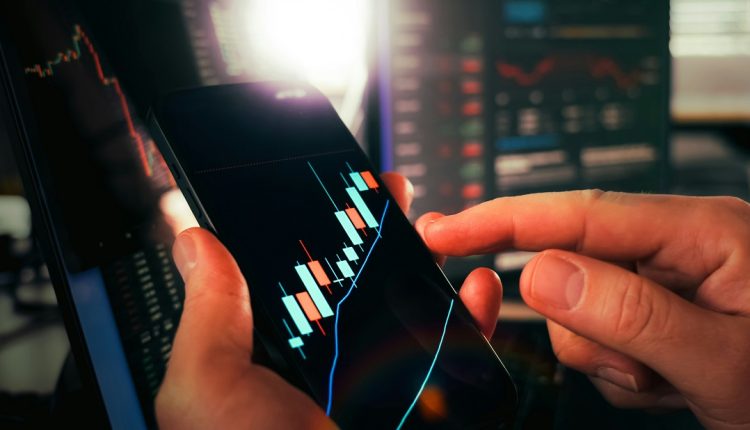 Sesenta y seis países miembros de la Organización Mundial del Comercio acordaron una vía provisional para la implementación del el Acuerdo sobre Comercio Electrónico global