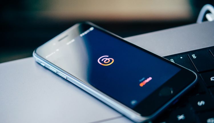 La empresa inició las pruebas de los mensajes directos en la versión web de Threads y de esta manera para facilitar la navegación entre varios feeds