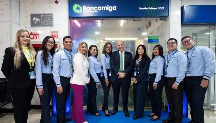 El Presidente de la Junta Directiva de Bancamiga, José Simón Elarba, expresó su complacencia por la apertura de esta nueva oficina, que abre sus puertas de lunes a viernes de 8:30 am a 3:30 pm y los sábados de 9:00 am a 3:00 pm