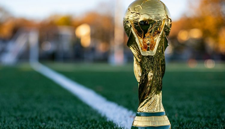 La cercanía del Mundial de Fútbol 2026 ha disparado las alarmas ante el incremento de las estafas en línea relacionadas con hospedajes dudosos, entradas falsas, contenido fraudulento y artículos piratas