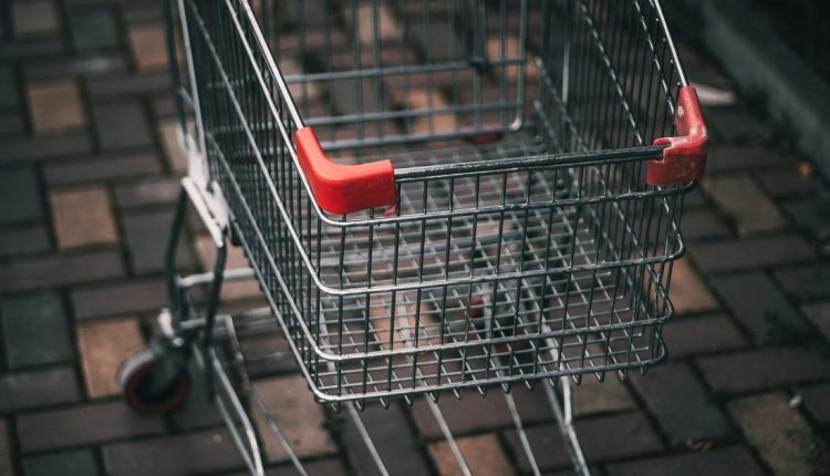 Los datos relativos al Índice de Precios al Consumidor (IPC) según el Banco Central de Venezuela, cerró el mes de abril por encima de 10 %, reflejando un descenso respecto a los meses anteriores