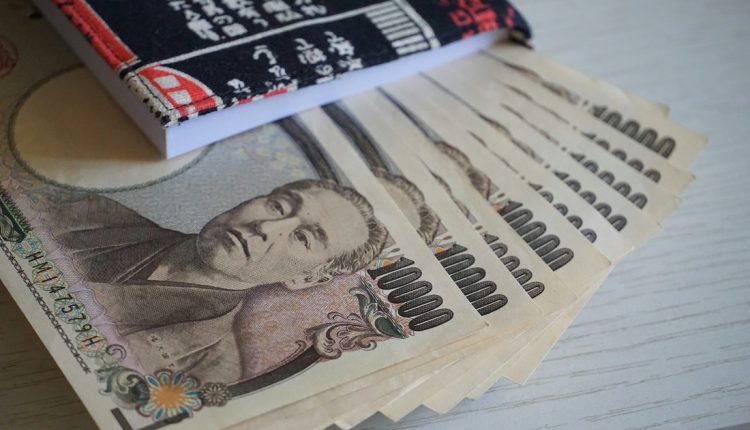 La moneda de Japón cayó este martes 30 de junio a su nivel más bajo en 40 años frente al dólar por lo que las autoridades no descartan una intervención