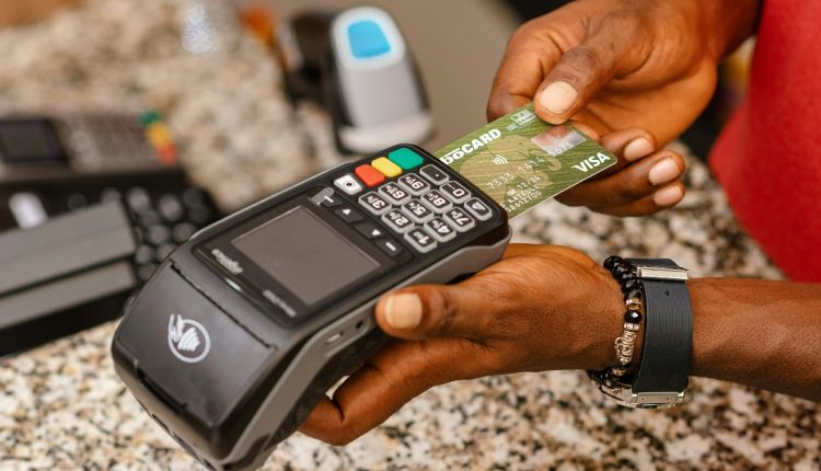 La Asociación Bancaria de Venezuela (Asobanca) indicó que la medida de exoneración a las comisiones asociadas a las operaciones con punto de venta en La Guira regirá por 90 días