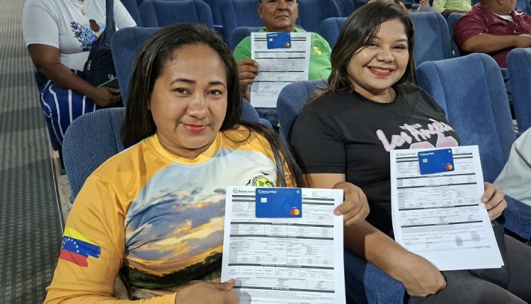 La institución financiera integró al sistema formal a 518 ciudadanos en Puerto Ayacucho, destacando la atención directa al gremio de transportistas.