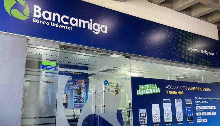 En camino a cumplir sus primeros 20 años, Bancamiga reafirma su compromiso con hechos. Tras intensas jornadas de trabajo orientadas a dejar completamente operativas las sedes afectadas por el doble terremoto del pasado 24 de junio, la institución reabrió sus agencias San Felipe, Maiquetía y La Castellana