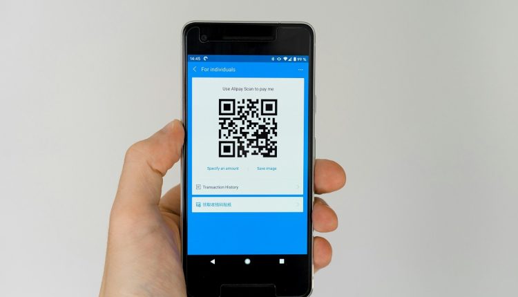 Los códigos QR permiten a los comercios control de mercancía, cobro inmediato por consumos, entre otros, pero ¿cómo pueden facilitar la vida en el hogar?