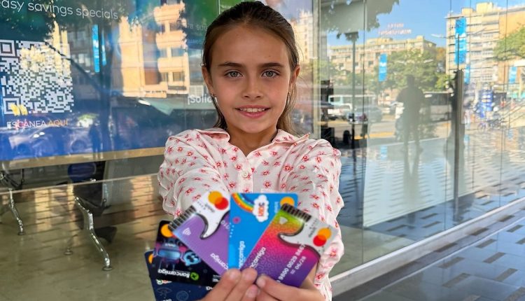 La Tarjeta de Débito Mastercard Kids será obsequiada, a niños y adolescentes, este sábado en cada una de sus 51 agencias