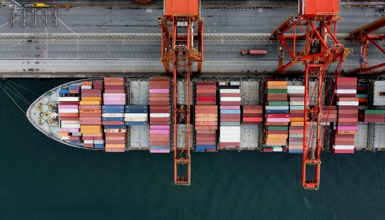 Este martes 8 de septiembre, Canadá aprobó aranceles de 15 %, 25 % y 50 % a importaciones de Estados Unidos equivalentes a 20.000 millones de dólares estadounidenses