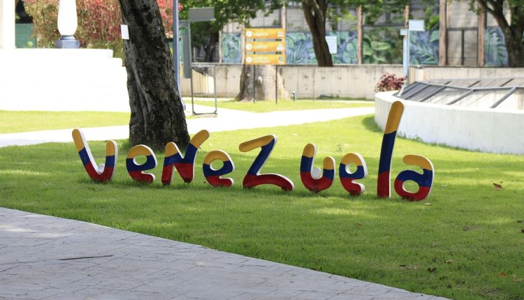 Durante su intervención en la Asamblea General de la ONU, el presidente de Paraguay, Santiago Peña, pidió formalmente que Venezuela vuelva al Mercado Común del Sur (Mercosur)