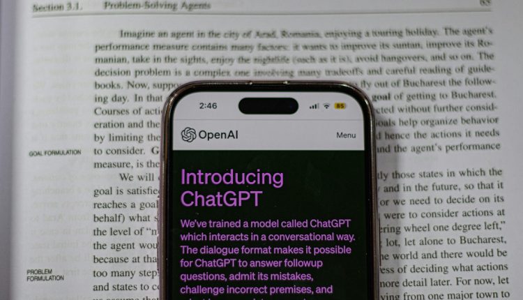 Mientras Estados Unidos, China o Francia avanzan en la reconstrucción de grandes centros de datos, los países de América Latina todavía analizan la velocidad de Internet, alejados de la carrera la IA