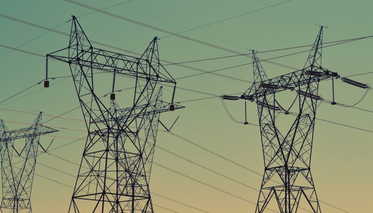 El ministro de Energía Eléctrica, Roland Alcará, declaró la semana pasada que serán incorporados 1.300 megavatios al sistema eléctrico, gracias a la reactivación de la unidad 6 de la Planta Centro, que a su vez aportará 600 megavatios a la red nacional